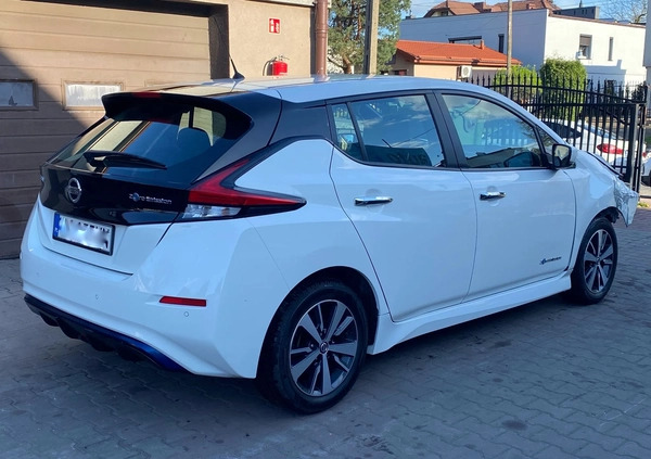 Nissan Leaf cena 31900 przebieg: 53000, rok produkcji 2018 z Mogielnica małe 191